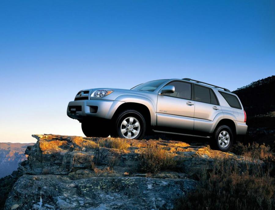 Фото Toyota 4runner 4.0 i V6 24V 2WD, Toyota 4runner 4.0 i V6 24V 4WD, Toyota 4runner 4.7 i V8 32V 2WD, Toyota 4runner 4.7 i V8 32V 4WD