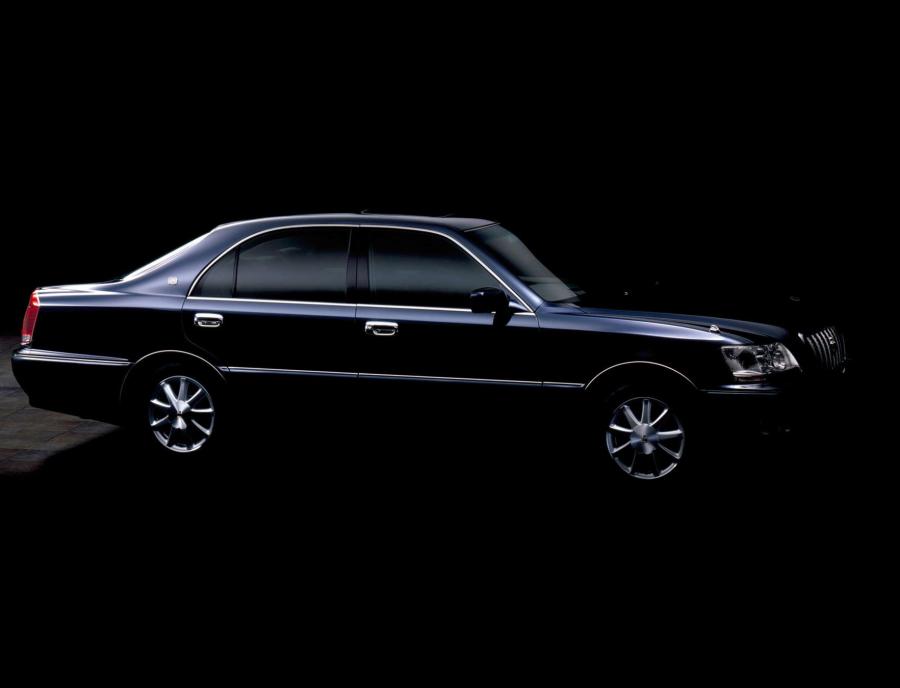 Фото Toyota Crown 3.0 i 24V, Toyota Crown 4.0 i V8 32V 4WD