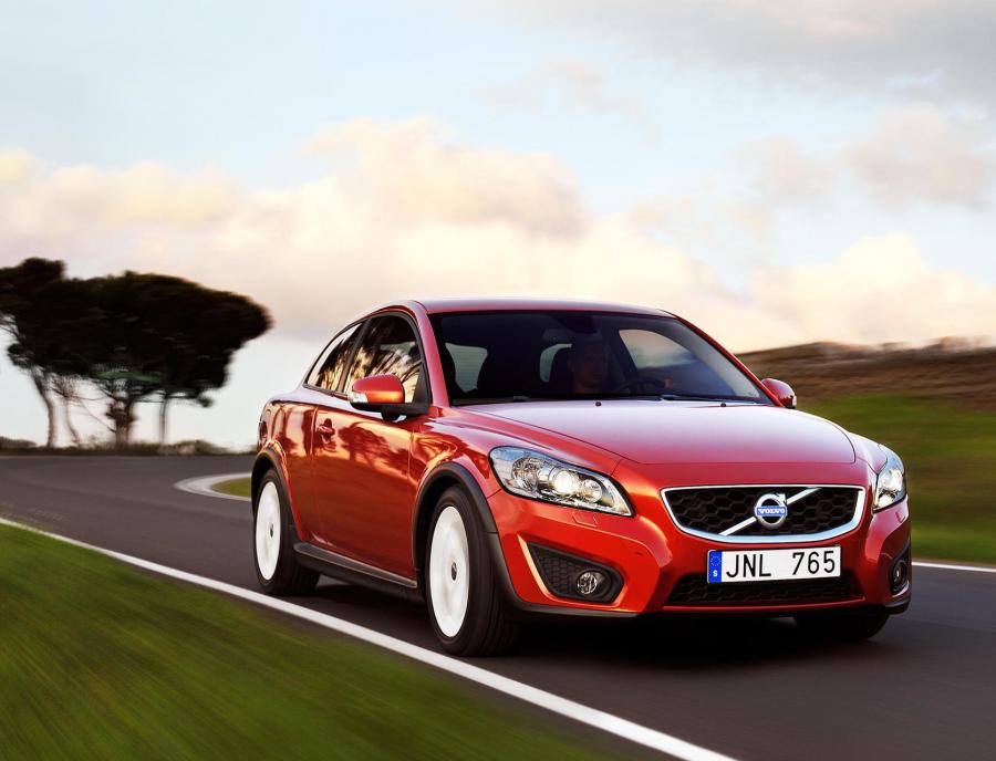 Фото Volvo C30 1.6 D MT, Volvo C30 1.6 MT, Volvo C30 1.8 MT, Volvo C30 2.0 D MT, Volvo C30 2.0 MT, Volvo C30 2.4 D5 163hp AT, Volvo C30 2.4 D5 180hp AT, Volvo C30 2.4 MT, Volvo C30 2.5 Т5 220hp MT, Volvo C30 2.5 Т5 230hp MT