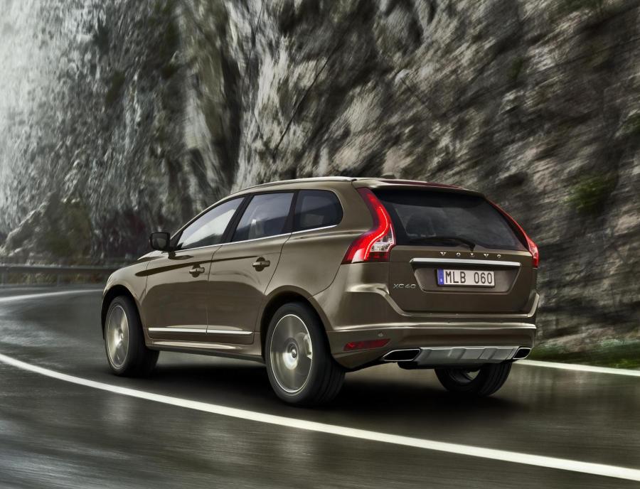 Фото Volvo XC60 2.0 D3 FWD AT, Volvo XC60 2.0 T5 FWD AT, Volvo XC60 2.4 D4 AWD AT, Volvo XC60 2.4 D5 AWD AT, Volvo XC60 3.0 T6 AWD AT