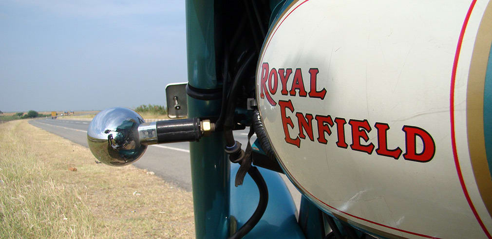 Royal_Enfield_on_the_Road