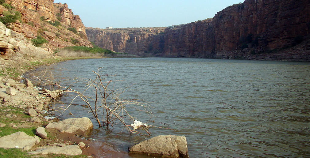Beautiful_View_of_Penna_River