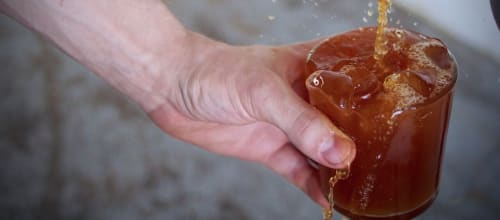 Image of someone making Cold brew coffee