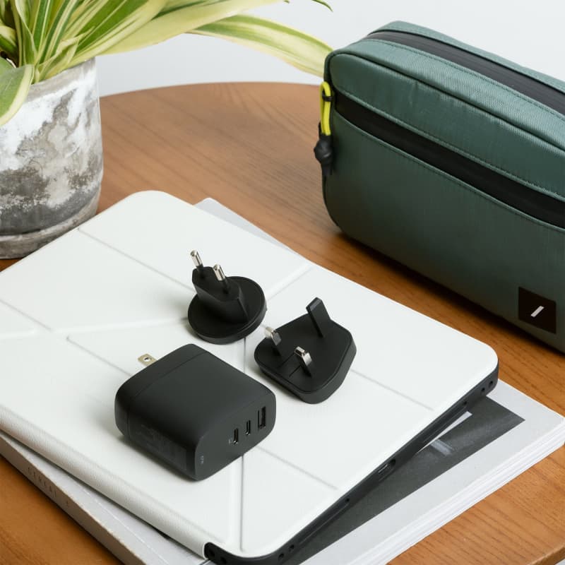 Native union Fast GaN Charger PD 67 W – Port USB-C Power Delivery 67 W pour MacBook Pro 14 pouces