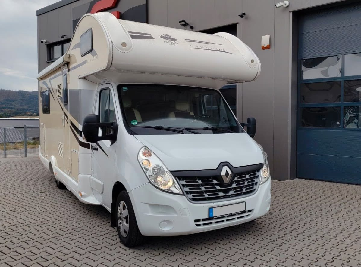 Renault Ahorn Canada AE