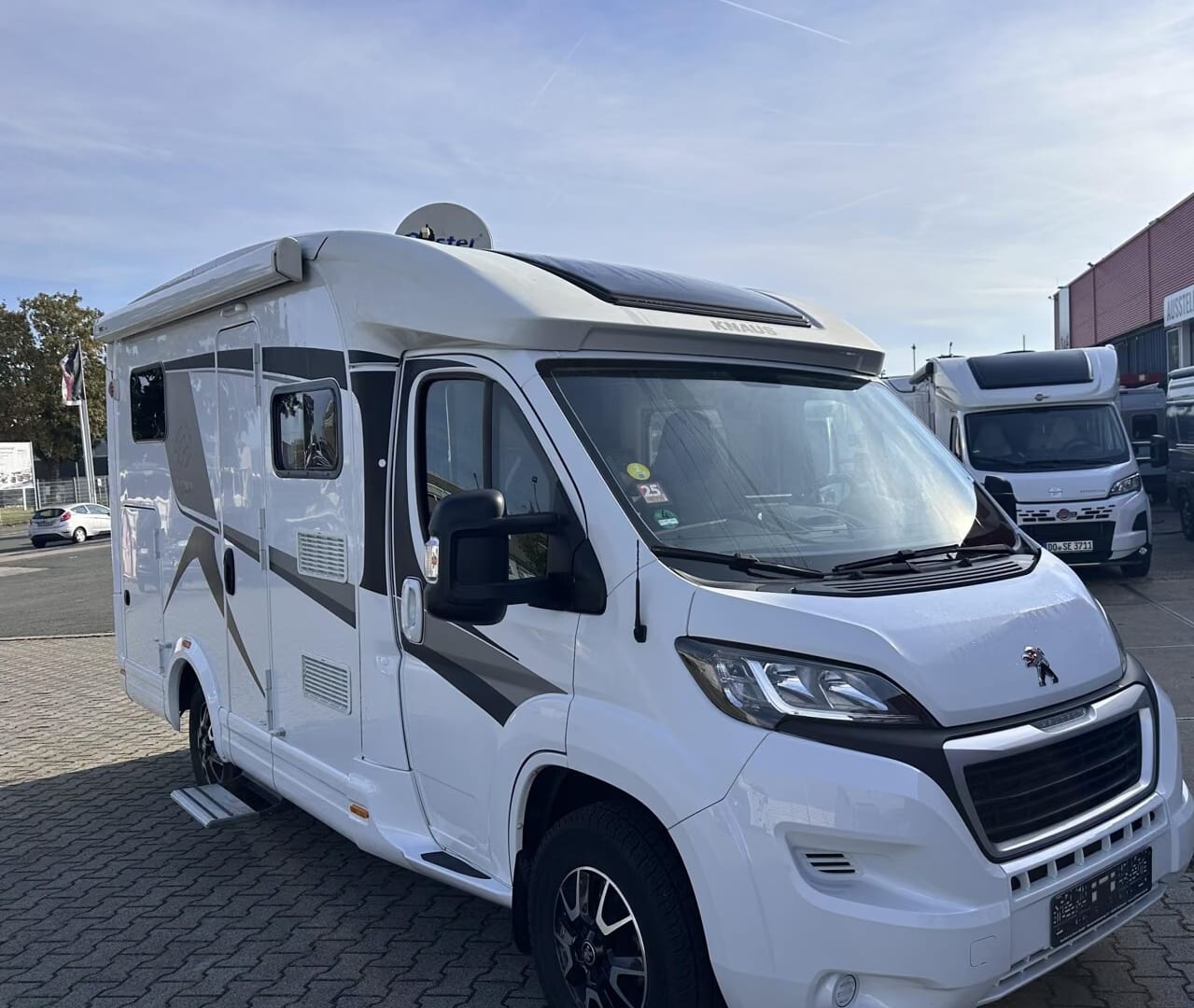 Peugeot Boxer Knaus Van TI 550 MD