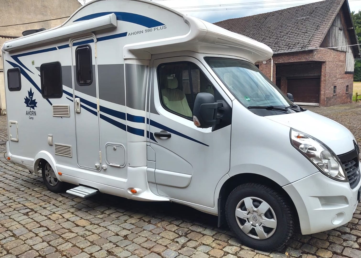 Renault Master Ahorn Wohnmobil 590 Plus