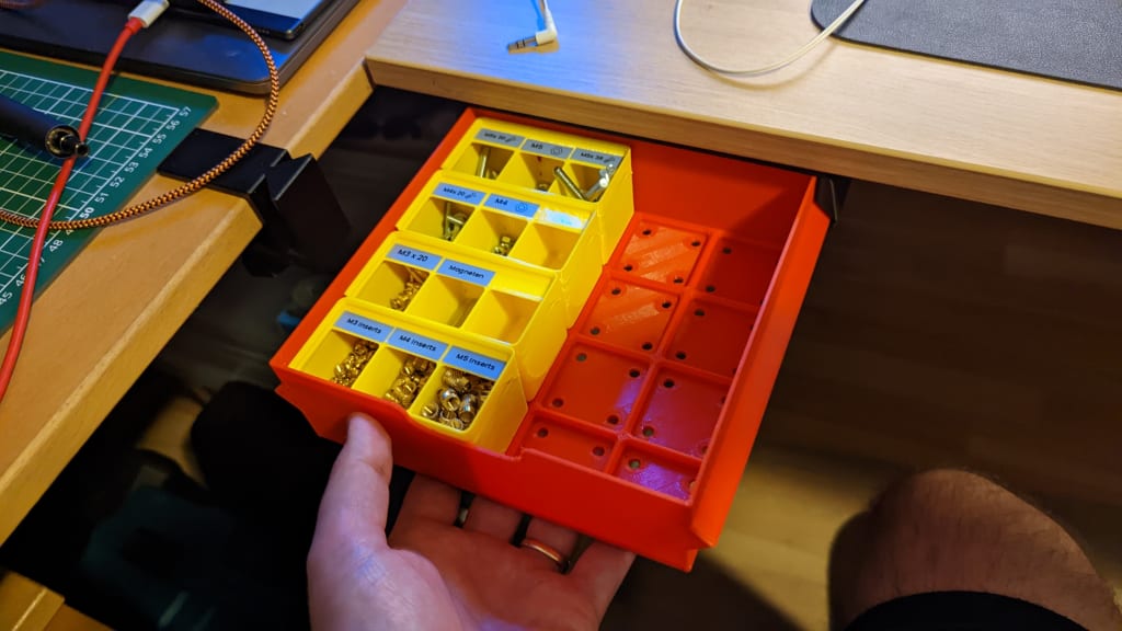 Gridfinity tray, but different