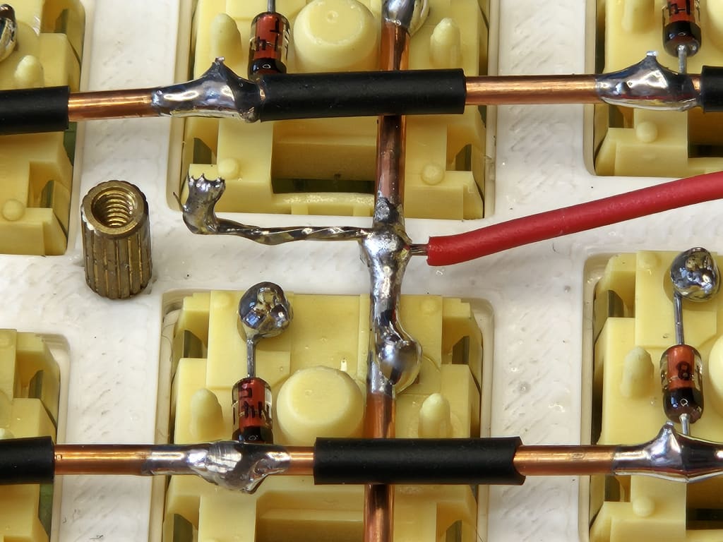 flexibel draad gesoldeerd