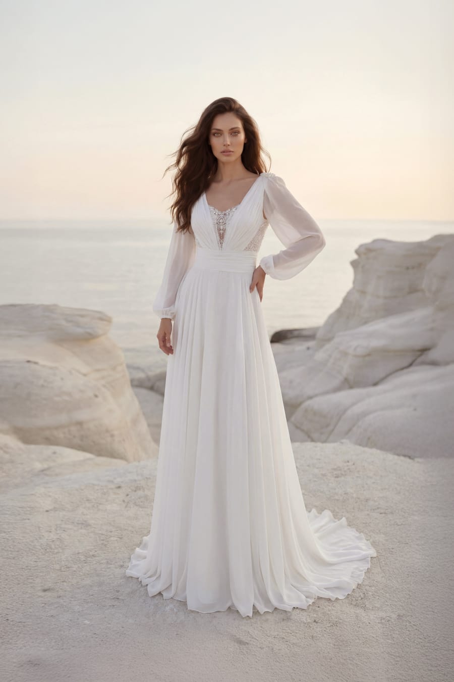 Vestido 8401 da Monica Loretti — Nelita Noivas Lisboa