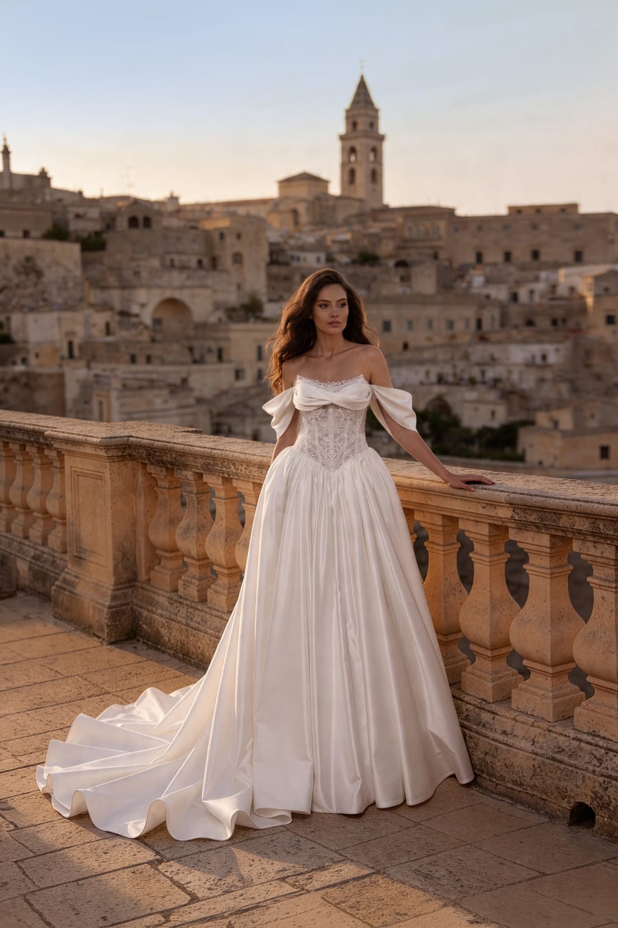 Vestido 8414 da Monica Loretti — Nelita Noivas Lisboa