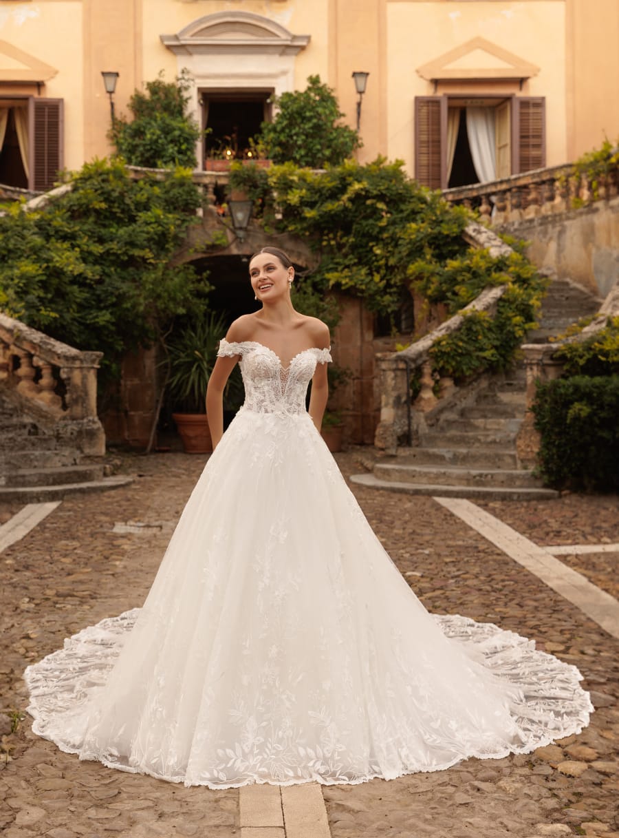 Vestido 3533 da Monica Loretti — Nelita Noivas Lisboa