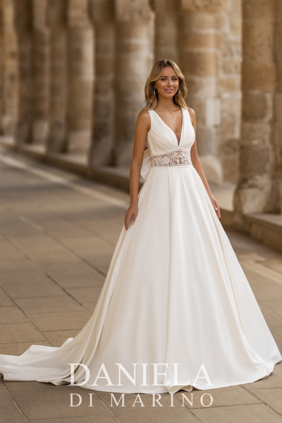 Vestido 6405 da Daniela di Marino — Nelita Noivas Lisboa