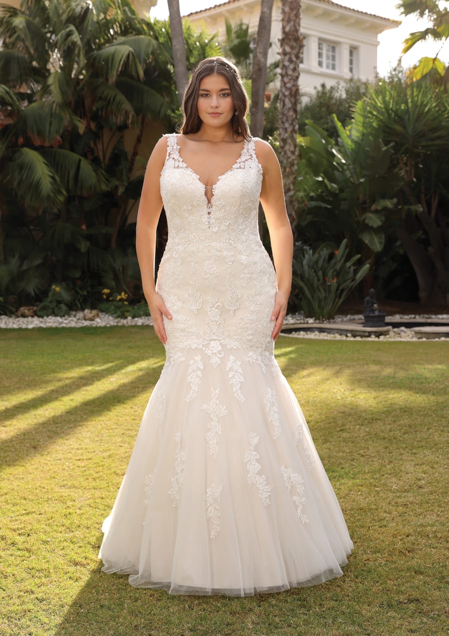Vestido Evia da Plus Size — Nelita Noivas Lisboa