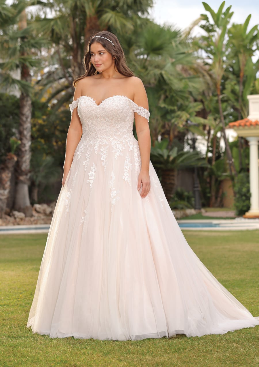 Vestido Keva da Plus Size — Nelita Noivas Lisboa