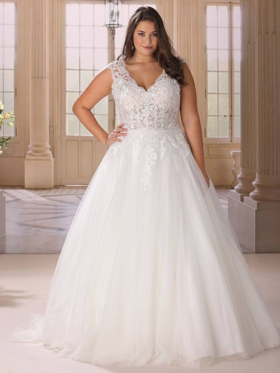Vestido Namaka da Plus Size — Nelita Noivas Lisboa