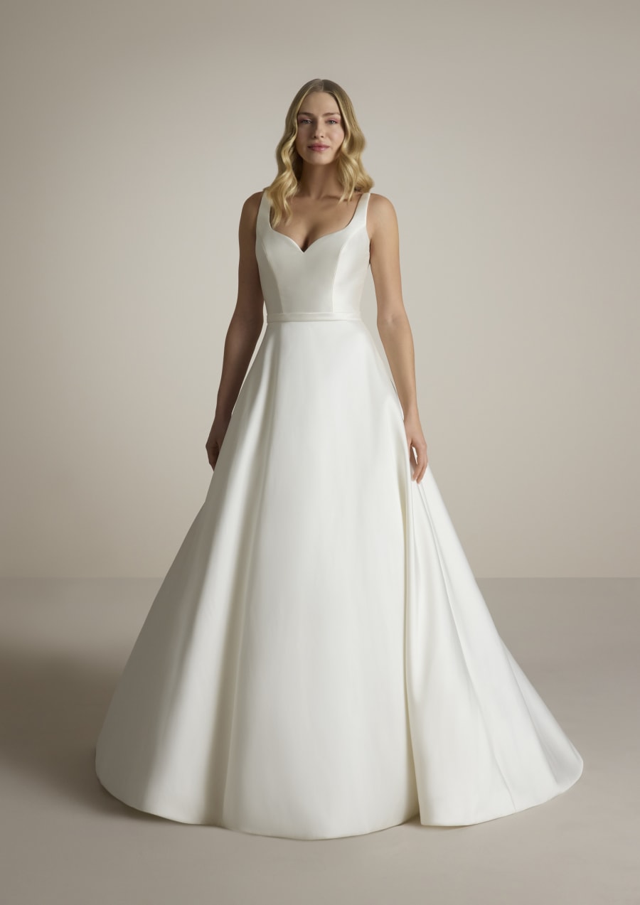 Vestido Norho da Plus Size — Nelita Noivas Lisboa