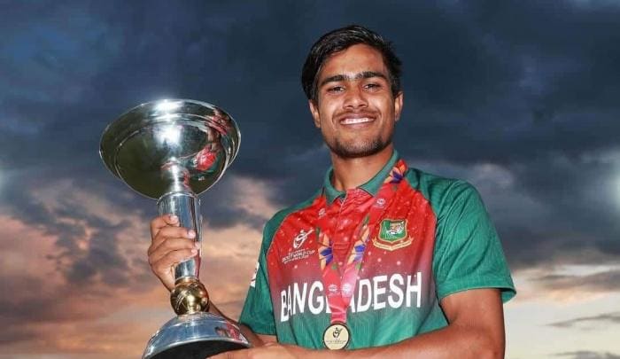 আকবরের মা বললেন- ওর ইচ্ছে পূর্ণ হয়েছে আকবরের মা বললেন- ওর ইচ্ছে পূর্ণ হয়েছে