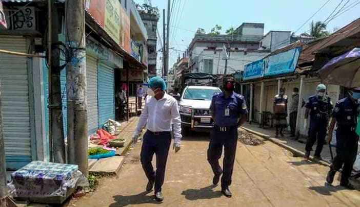 মুক্তাগাছায় জনসেবায় মোবাইল কোর্ট মুক্তাগাছায় জনসেবায় মোবাইল কোর্ট
