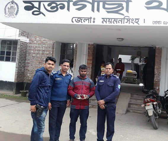 মুক্তাগাছায় ইয়াবাসহ বিক্রেতা গ্রেপ্তার দেড়শ পিছ ইয়াবাসহ মুক্তাগাছায় ইয়াবাসহ বিক্রেতা গ্রেপ্তার