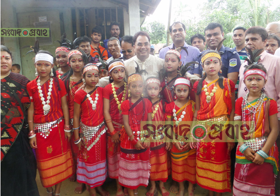 নৃ-তাত্ত্বিক জনগোষ্ঠীর আর্থসামাজিক উন্নয়নে সরকার বদ্ধপরিকর- সালাহউদ্দিন আহমেদ মুক্তি এমপি নৃ-তাত্ত্বিক নৃ-তাত্ত্বিক জনগোষ্ঠীর আর্থসামাজিক উন্নয়নে সরকার বদ্ধপরিকর- সালাহউদ্দিন আহমেদ মুক্তি এমপি