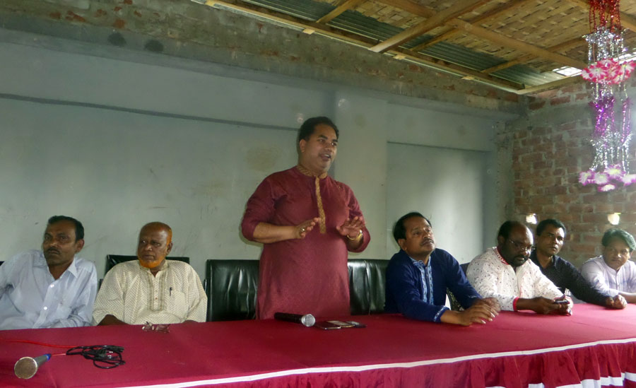 ঘরের ছেলে ঘরে ফিরে এলেই আবার মুক্তাগাছা জাতীয় পার্টির ঘাঁটি হবে : সালাহউদ্দিন মুক্তি এমপি সালাহউদ্দিন আহমেদ মুক্তি ঘরের ছেলে ঘরে ফিরে এলেই আবার মুক্তাগাছা জাতীয় পার্টির ঘাঁটি হবে