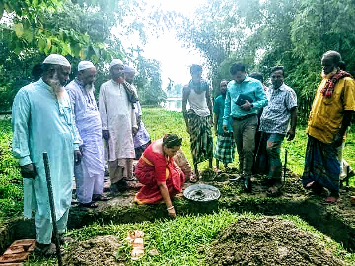 মুক্তাগাছায় বধ্যভূমি স্মৃতিস্তম্ভ স্থাপন কাজের শুরু মুক্তাগাছায় বধ্যভূমি স্মৃতিস্তম্ভ স্থাপন কাজের শুরু