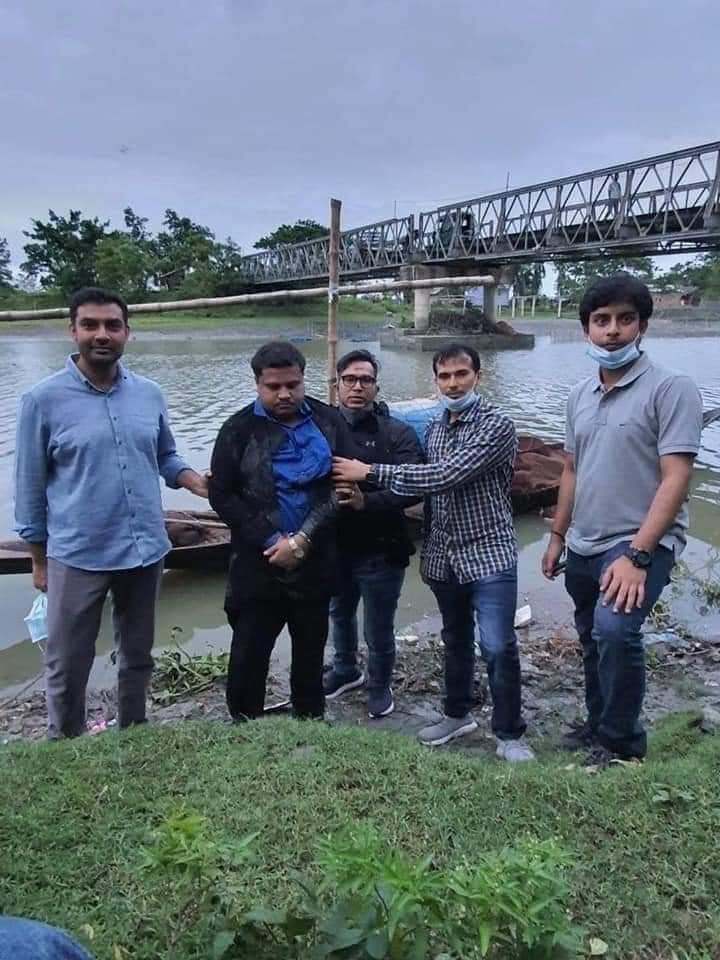 অবৈধ অস্ত্রসহ রিজেন্ট সাহেদ গ্রেফতার অবৈধ অস্ত্রসহ রিজেন্ট সাহেদ গ্রেফতার