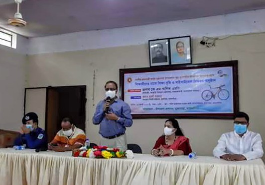 মুক্তাগাছায় ক্ষুদ্র নৃগোষ্ঠী শিক্ষার্থীদের মাঝে বাইসাইকেল বিতরণ মুক্তাগাছায় ক্ষুদ্র নৃগোষ্ঠী শিক্ষার্থীদের মাঝে বাইসাইকেল বিতরণ