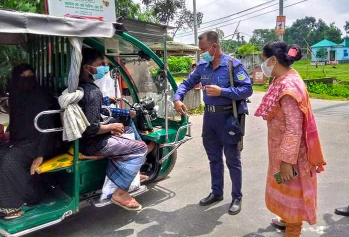 মুক্তাগাছায় ভ্রাম্যমাণ আদালতের অভিযানে ঘুড়ি উৎসব পন্ড মুক্তাগাছায় ভ্রাম্যমাণ আদালতের অভিযানে ঘুড়ি উৎসব পন্ড
