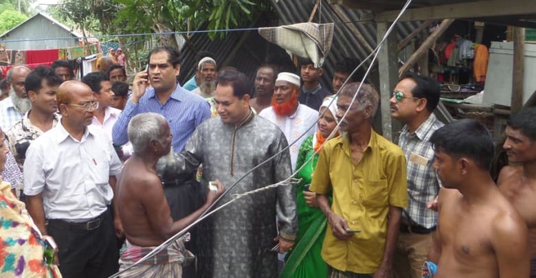 মুক্তাগাছায় কাল বৈশাখী ঝড়ে এক জনের মৃত্যু মুক্তাগাছায় কাল বৈশাখী ঝড়ে এক জনের মৃত্যু, কয়েকটি ইউনিয়ন লন্ডভন্ড দুর্গত এলাকা পরিদর্শনে এমপি