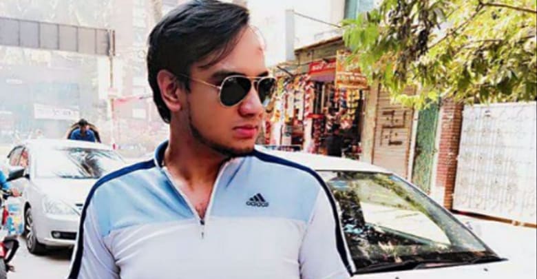 ছেলের অপকর্ম নিয়ে মুখ খুললেন সাফাত আহমেদের মা ছেলের অপকর্ম নিয়ে মুখ খুললেন সাফাতের মা