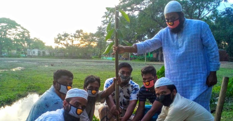 মুক্তাগাছায় শশা খামারের বাজার সমাজ কল্যাণ সংস্থা'র বৃক্ষরোপণ অভিযানের উদ্বোধন মুক্তাগাছায় শশা খামারের বাজার সমাজ কল্যাণ সংস্থা'র বৃক্ষরোপণ অভিযানের উদ্বোধন