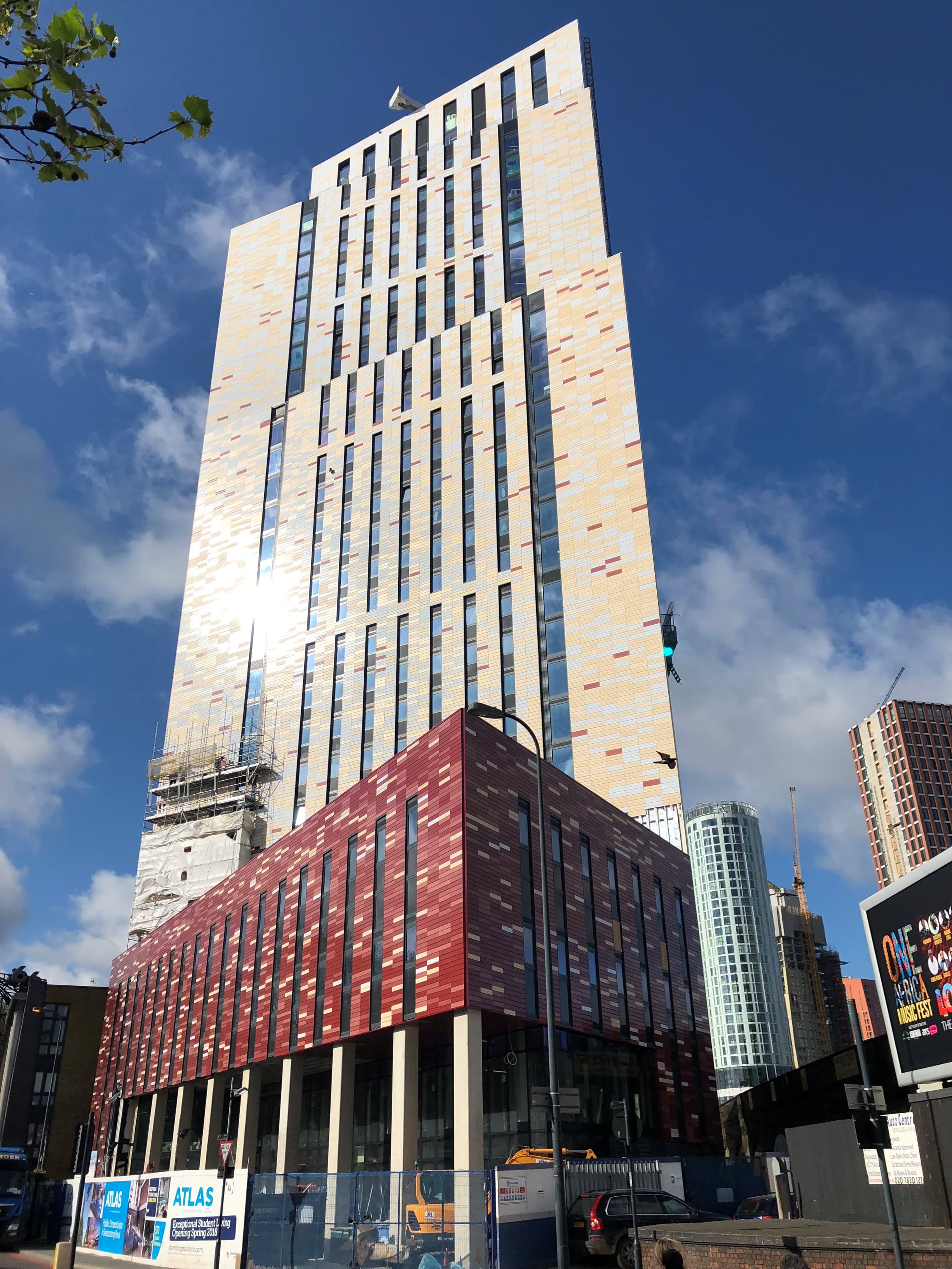 Unitised Façades: Improving Safety, Costs and Quality - Sapphire Balconies