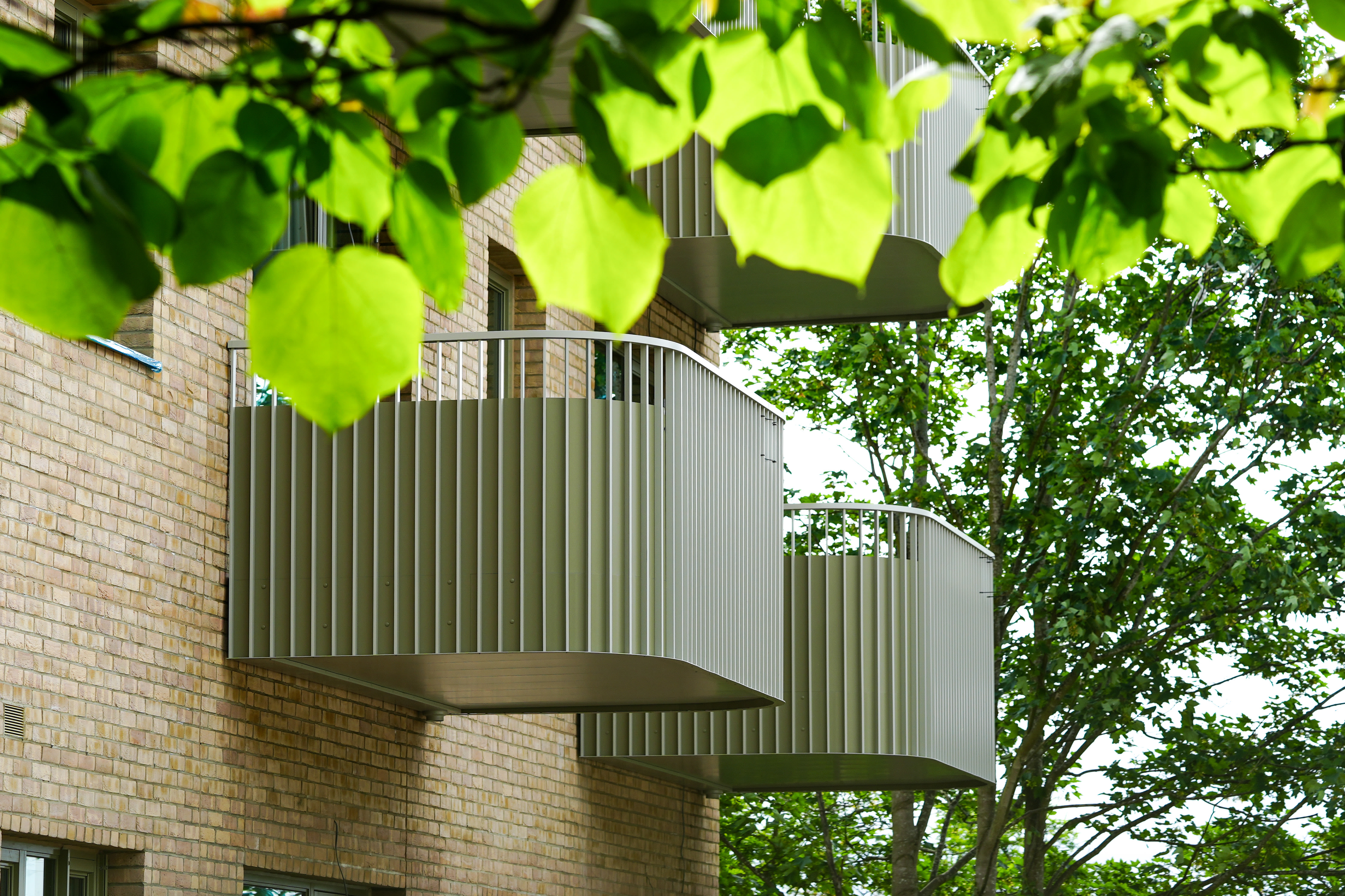 A Sapphire Crescent Corner balcony at Sydenham Hill, South London.