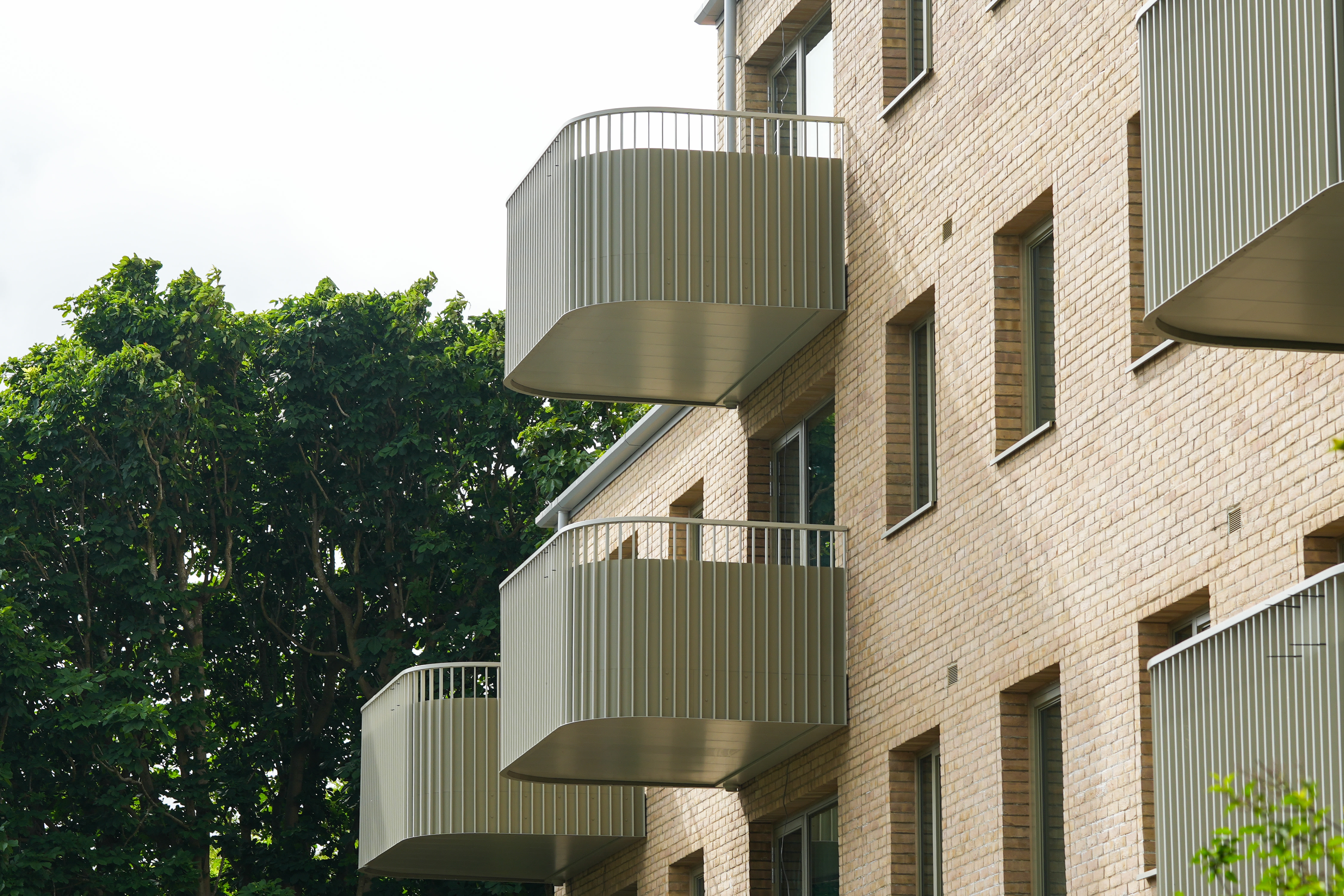 A Sapphire Crescent Corner balcony at Sydenham Hill, South London.