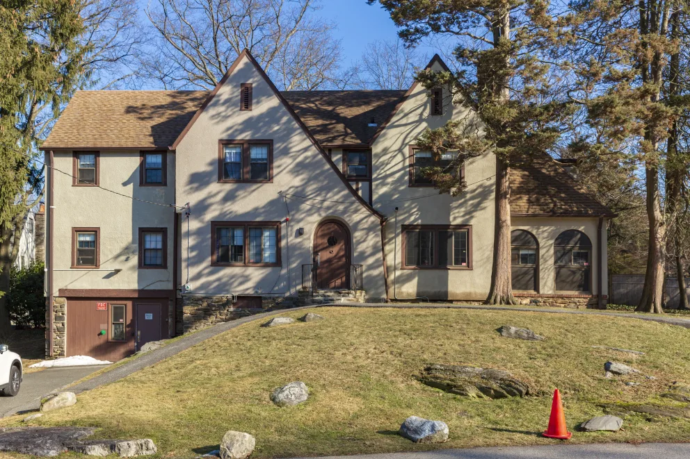 Morris House Residence Hall