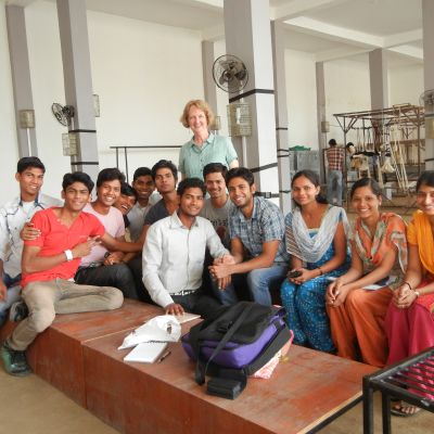 Young weavers at the school in Maheshwar