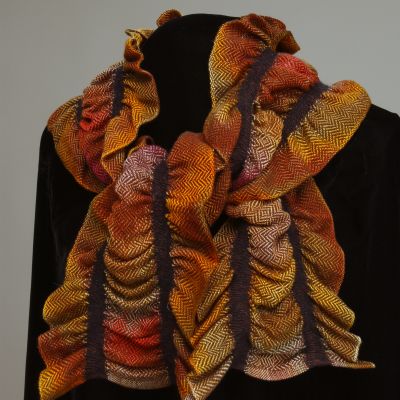 Scarf with painted warp, differential shrinkage of fibers, 2005