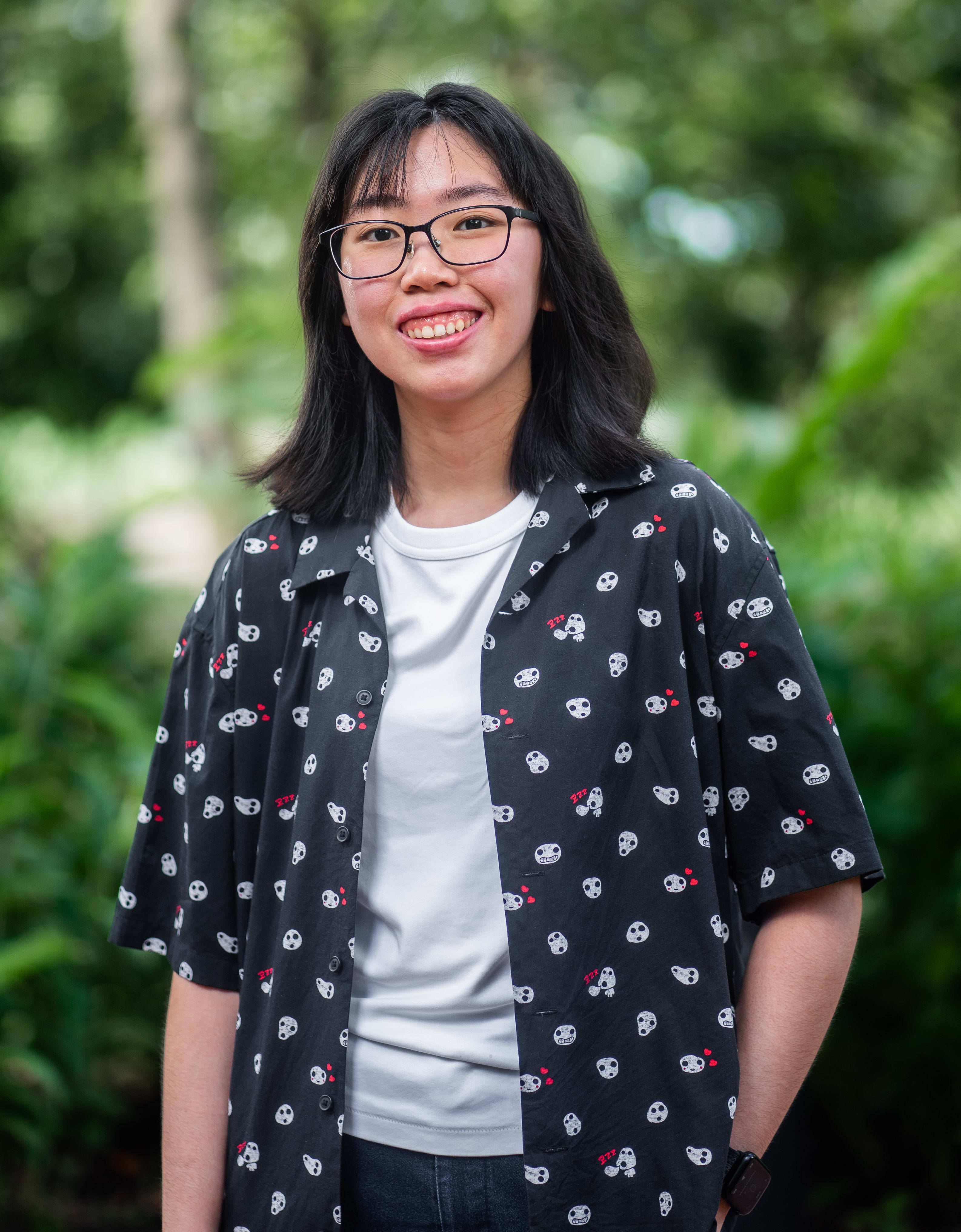A photo of Sarah Mak, who is smiling at you.