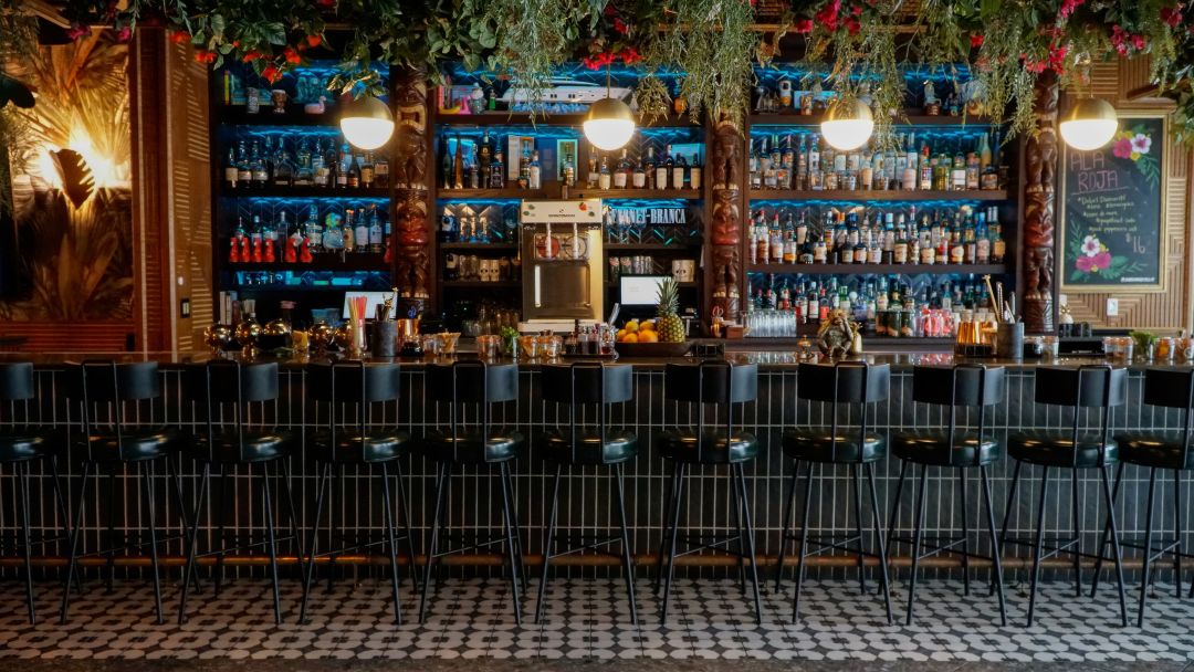 Bar Hana