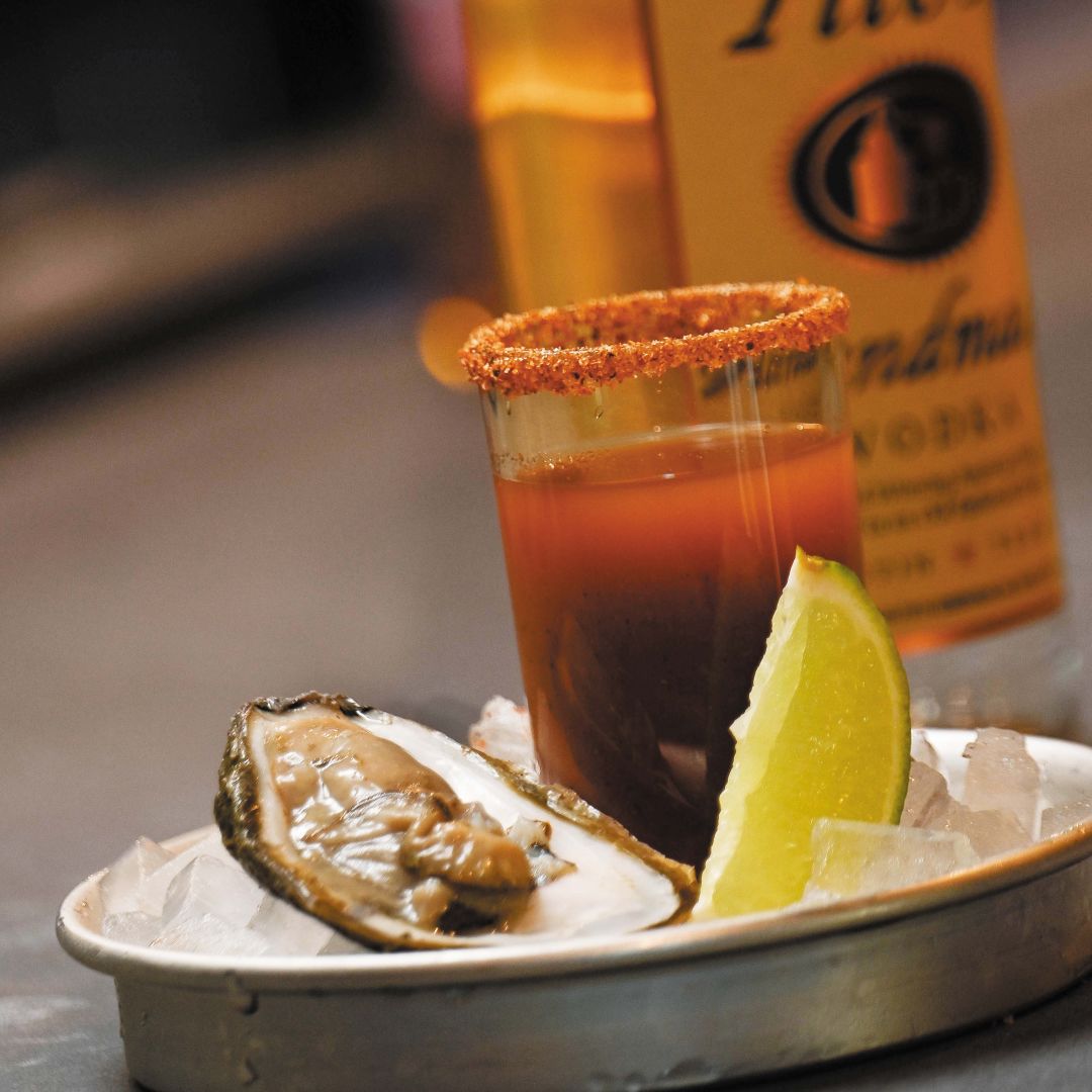 Lefty's Oyster Bar raw oysters and “Watershed Oyster Shooter"