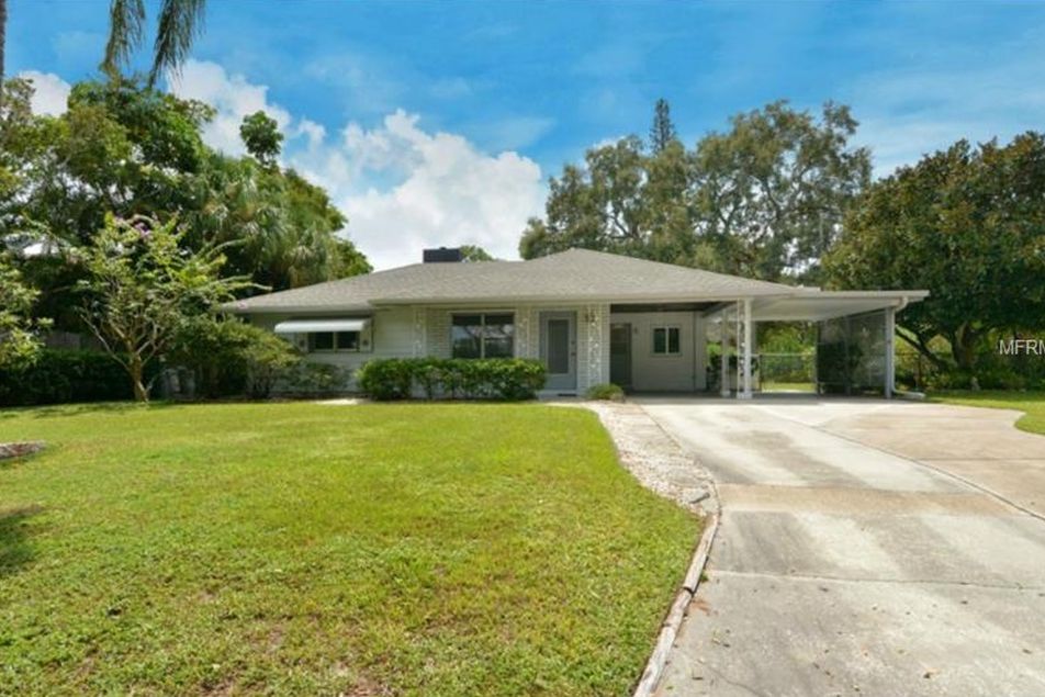 Two "Granny Ranches" Hit the Sarasota Real Estate Market Sarasota