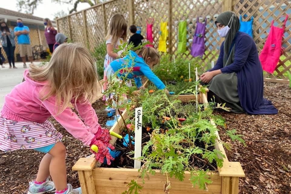 Leadership Sarasota County Creates Sensory Garden for Florida Center
