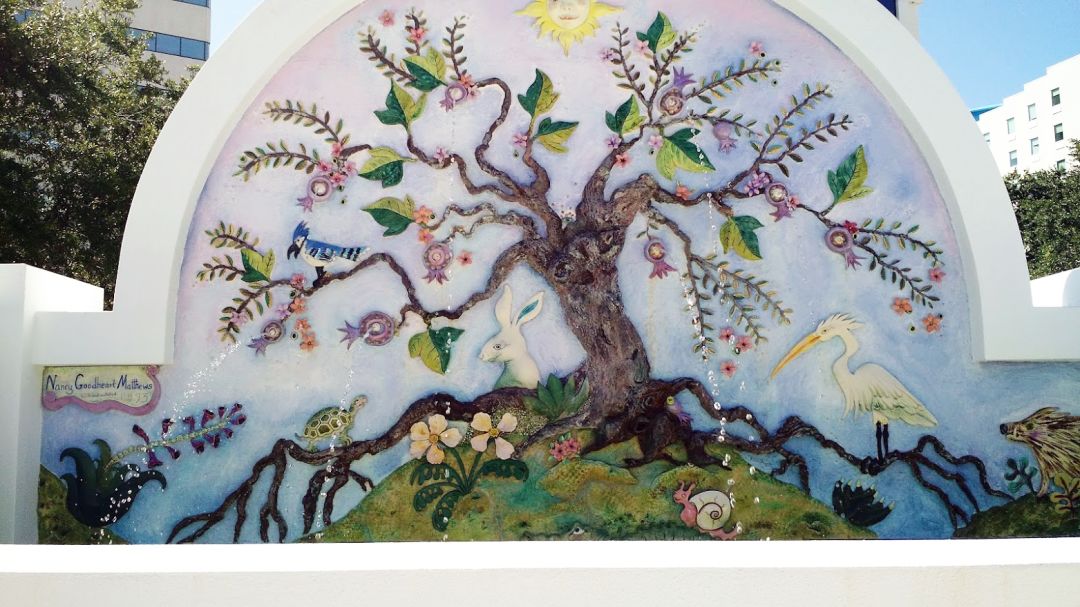 Matthews applied her knowledge of Jungian archetypes to the design of the fountain. This side, with the Tree of Life, is the masculine side; the mermaid side is the female side.