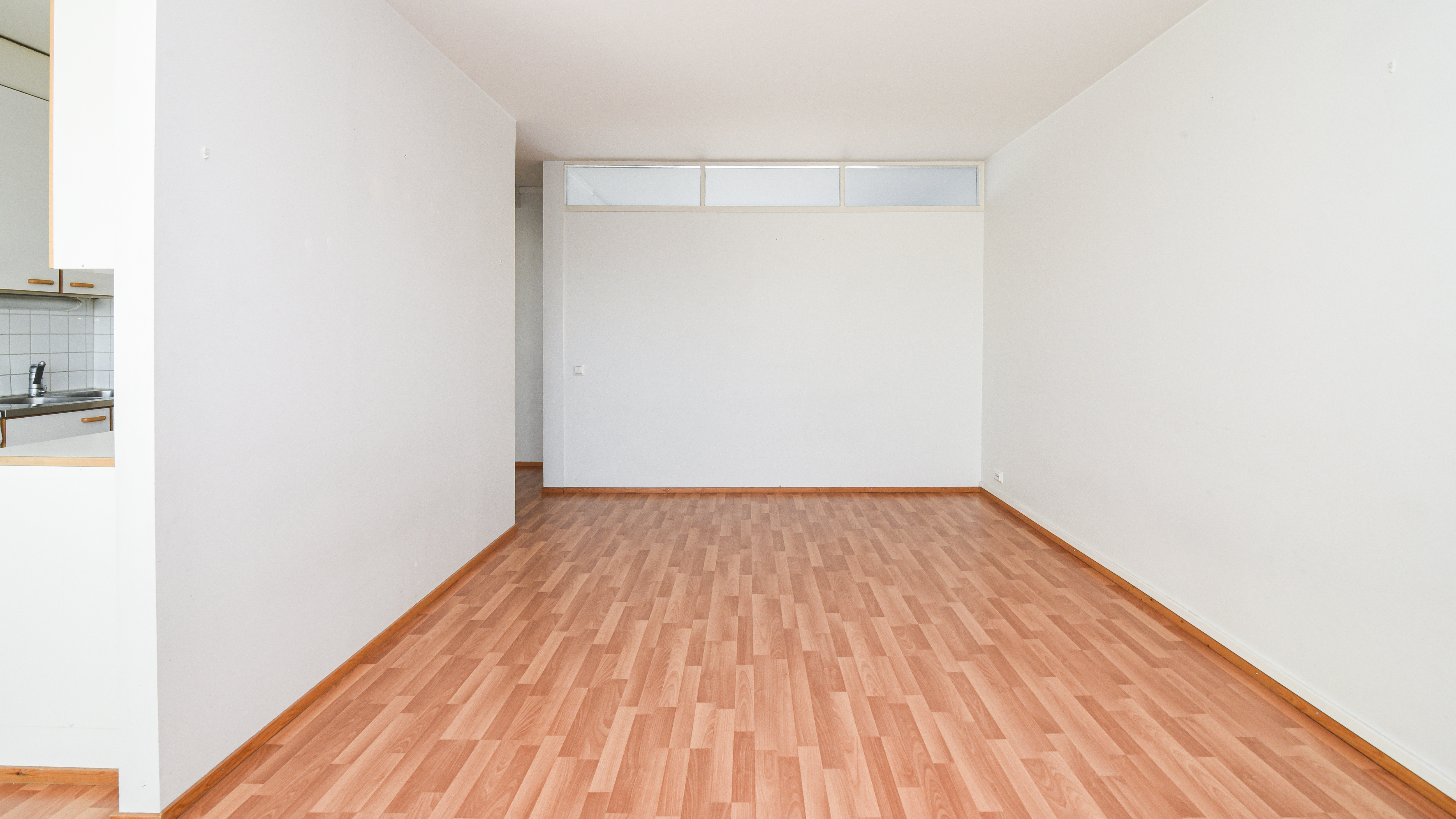 Stylish and bright 1 br in Viherlaakso 2