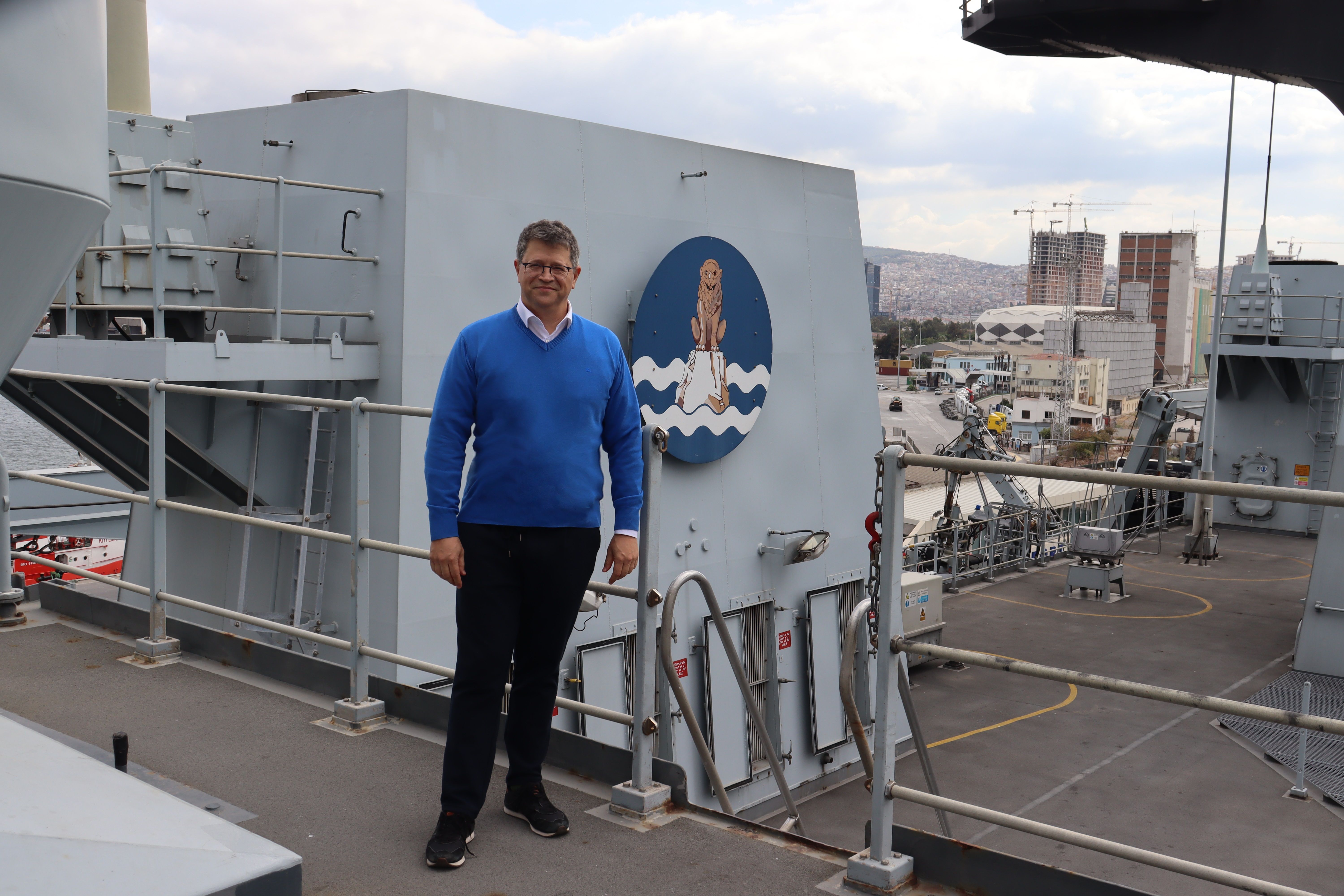 Former Flagship, Current “Victorinox”: HMS Albion Visited İzmir