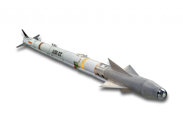 Sidewinder Fired from F-16 Missed the Target on the First Attempt