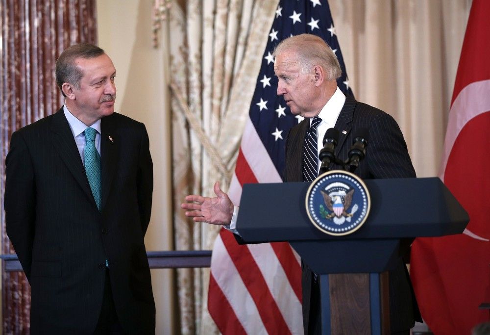 Erdogan Says Turkey to Buy More S-400, US Warns with CAATSA