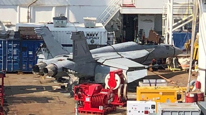 The US Navy has recovered a F/A-18E from the Mediterranean Sea